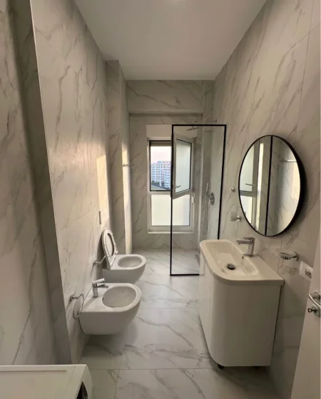 Tirane, jepet me qera apartament 1+1+Ballkon Kati 7, 60 m² 450 € (Kompleksi Kaimi) Ali Demi