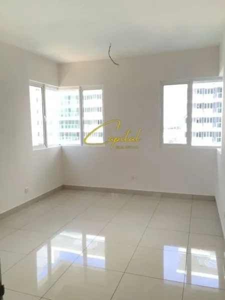 Tirane, jepet me qera zyre Kati 8, 70 m² 350 € (KOMPLEKSI GOLDEN PARK 3)