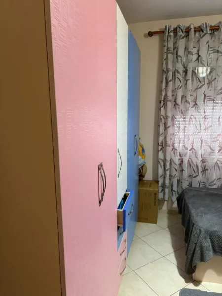 Tirane, jepet me qera apartament 2+1 Kati 5, 90 m² 470 € (Kthesa e Kamzes)