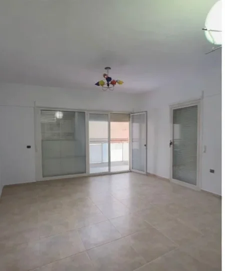 Durres, shes apartament 1+1 Kati 0, 18 m² (Golem)