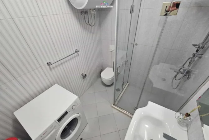 Tirane, jepet me qera apartament 2+1 Kati 2, 130 m² 1.500 € (Long Hill Residence)