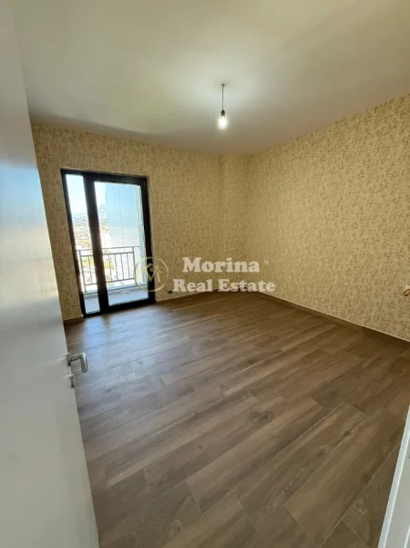 Tirane, jepet me qera apartament 1+1 Kati 9, 65 m² 500 € (Rruga e Dibres)