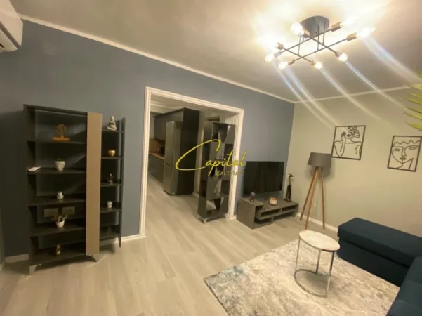 Tirane, jepet me qera apartament 1+1 Kati 3, 78 m² 650 € (RRUGA E DURRESIT)