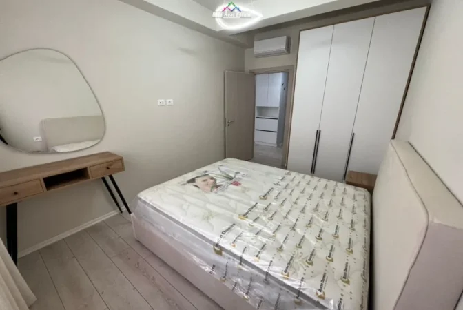 Tirane, jepet me qera apartament 1+1 Kati 2, 75 m² 670 € (Rruga Fejzi Himzo)