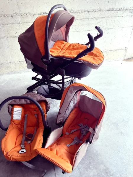 Shqiperi, shes Karroce per Femije 3n1 8.000 €