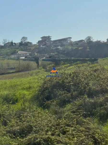 Durres, shitet toke , 10.000 m² 1.200.000 € 