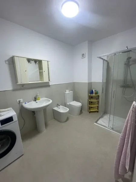 Jepet me qira apartament 2+1 ,550 € ,Brryl