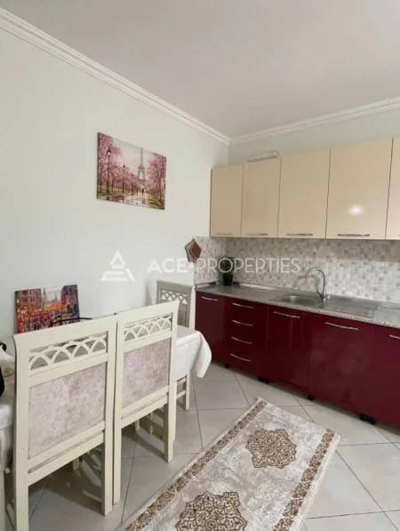 Durres, jepet me qera apartament 2+1 Kati 9, 80 m² 550 € (zona e plazhit)