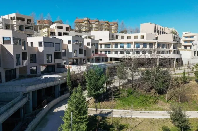 Tirane, shitet apartament duplex Dublex , 105 m² 241.000 € (Farkë, Tiranë ID: 530581010-56)