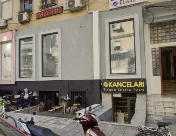 Tirane, jepet me qera dyqan Kati 0, 140 m² 2.800 € (VASO PASHA)