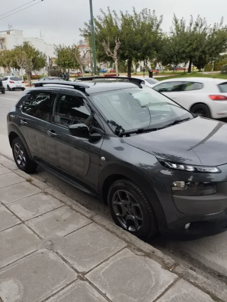 Greqi, shes makine Citroën C4 Cactus 2016 – 1.6 BlueHDi Diesel Euro 6 Nafte, gri e erret manuale Kondicioner 145.000 km