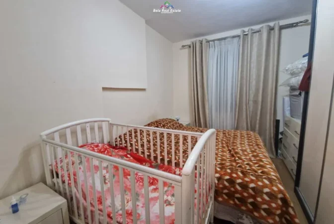 Tirane, shes apartament 1+1 Kati 4, 49 m² 125.000 € (Rruga Asim Vokshi)