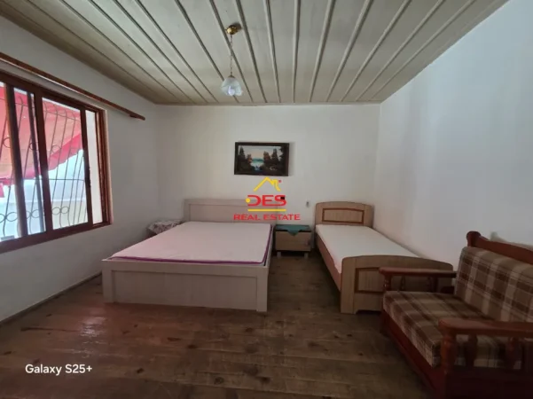 Vlore, shitet shtepi 2+1+Ballkon Kati 0, 90 m² 158.000 € (Muradie)