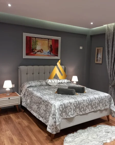 Tirane, jepet me qera apartament 1+1 , 70 m² 760 € 