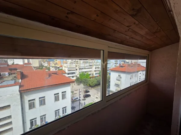 Tirane, shitet apartament Kati 6, 61 m² 160.000 € 