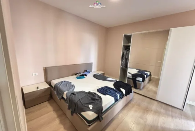 Tirane, jepet me qera apartament 2+1 Kati 2, 97 m² 1.400 € (Rruga e Kosovareve)