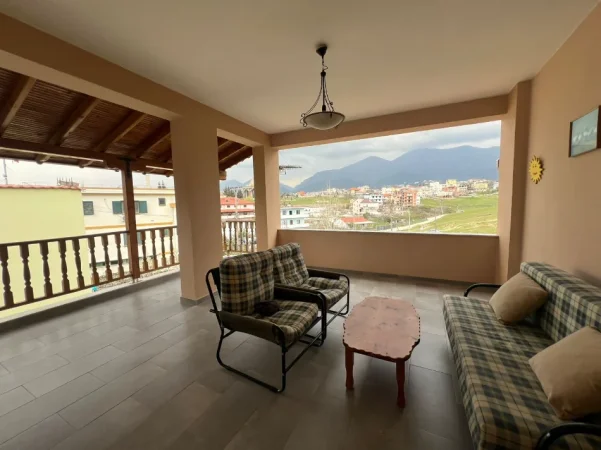 Qera, Duplex , Kompleksi Mangalem, Tiranë - 1300€ | 170 m²