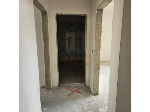 Tirane, shitet apartament 2+1+2+Ballkon Kati 6, 116 m² 197.200 € (Laprake)