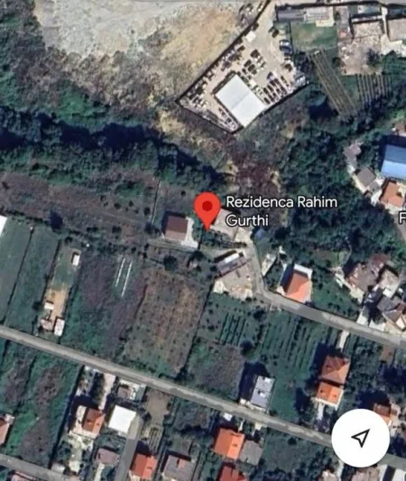 Tirane, shitet truall , 1.800 m² 270.000 € (Tufine)