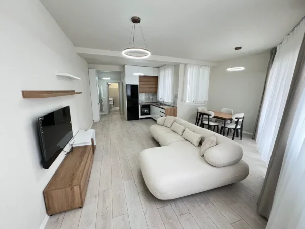 Tirane, jepet me qera apartament 1+1+Ballkon Kati 2, 75 m² 670 € (River Rezidence)