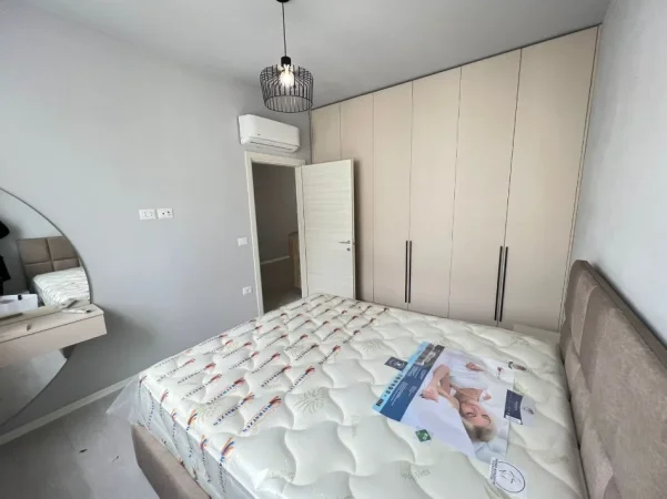 Tirane, jepet me qera apartament 2+1 Kati 7, 97 m² 780 € (River Residence)