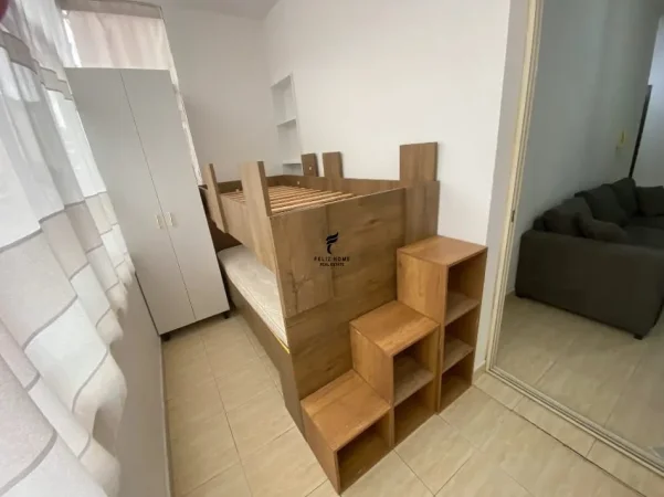 Tirane, jepet me qera apartament 2+1 Kati 3, 75 m² 550 € (KODRA E DIELLIT)