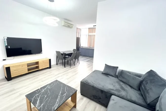 Tirane, jepet me qera apartament 1+1+Ballkon Kati 2, 60 m² 680 € (bulevardi zogu i pare)