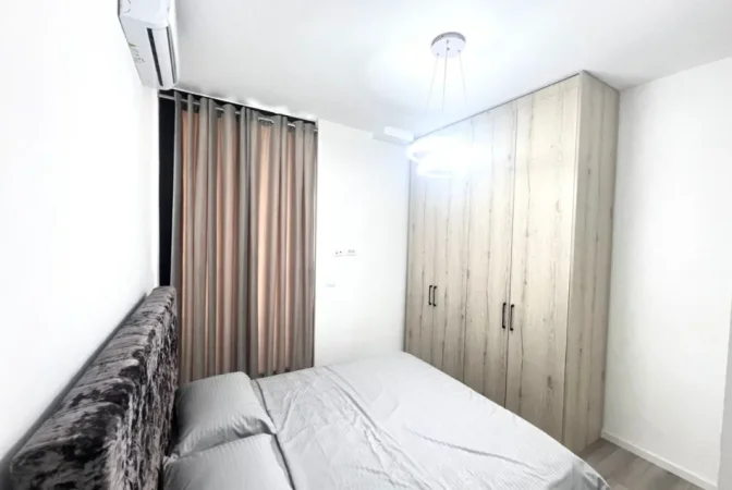 Tirane, jepet me qera apartament 1+1+Ballkon Kati 2, 60 m² 680 € (bulevardi zogu i pare)