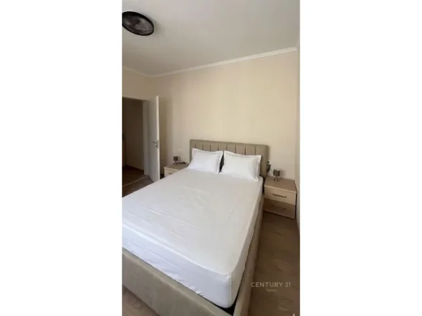 Tirane, jepet me qera apartament 1+1 Kati 3, 60 m² 500 € 