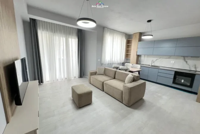 Tirane, jepet me qera apartament 1+1+Ballkon Kati 6, 97 m² 780 € (astir)