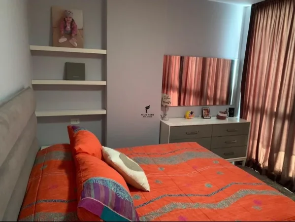 Tirane, jepet me qera apartament 2+1 Kati 6, 80 m² 650 € (ISH FUSHA E AVIACIONIT)