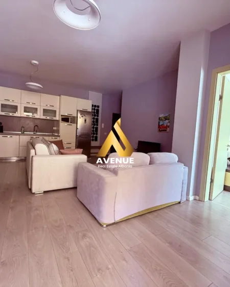 jepet me qera apartament 1+1 Kati 2, 580 € (rruga bajram preza)