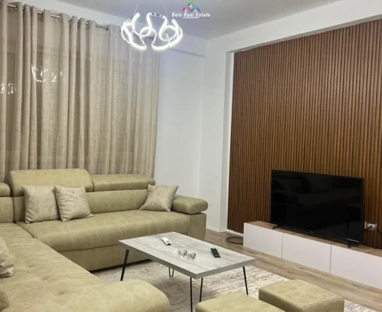 Tirane, jepet me qera apartament 1+1 Kati 2, 88 m² 630 € (Rruga Hamdi Sina)