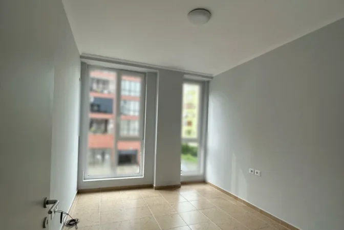 Tirane, jepet me qera zyre Kati 2, 120 m² 1.500 € (Rruga Filip Jano)