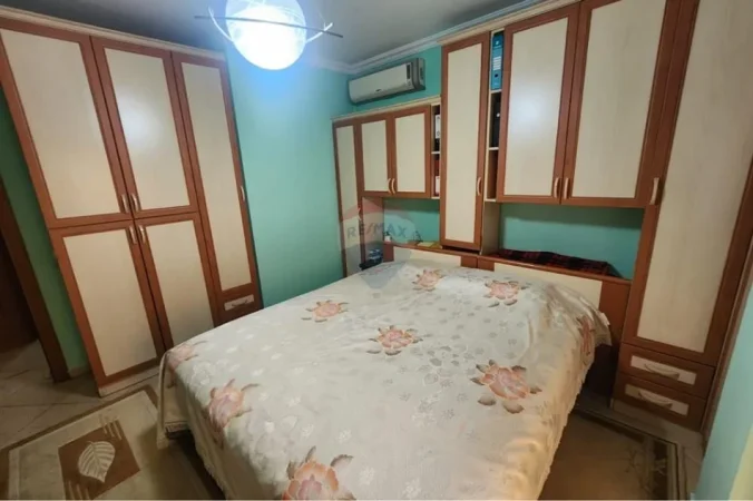 Tirane, shitet apartament 3+1 , 144 m² 315.000 € 