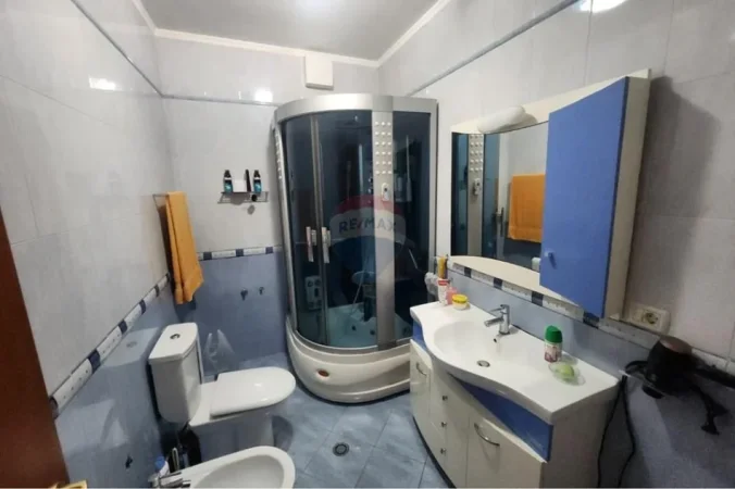 Tirane, shitet apartament 3+1 , 144 m² 315.000 € 