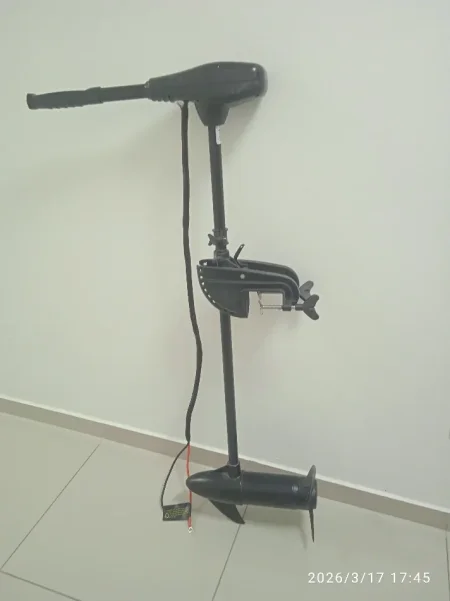 Tirane, shes Motorr Uji Miganeo 86 lbs , 250 €