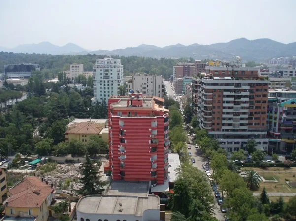 Shqiperi, shes apartament 2+1+Ballkon Kati 2, 120 m² 300.000 € (rruga blloku)