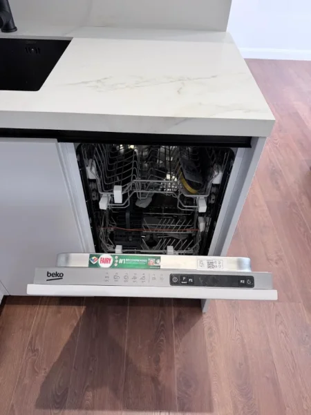 Tirane, jepet me qera nga Pronari, pa-komision apartament 1+1 Kati 2, 60 m² 470 € (rruga ali beshiri)