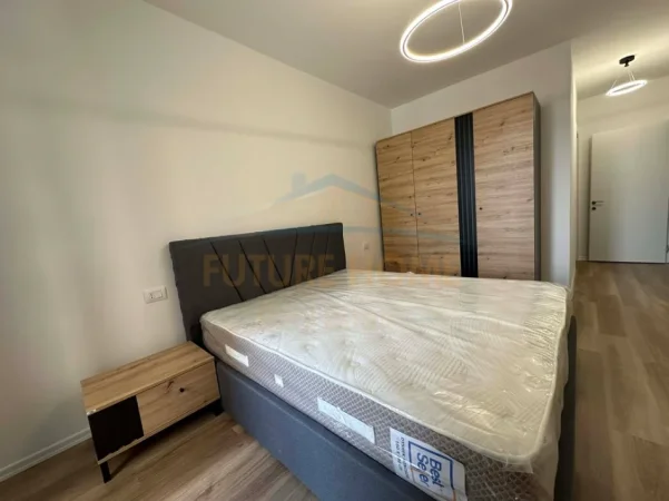 Tirane, jepet me qera apartament 2+1 Kati 2, 115 m² 600 € (Unaza e Re)