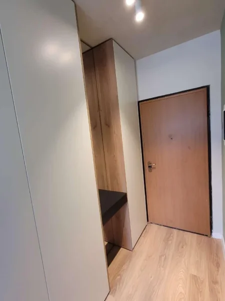 Tirane, jepet me qera apartament 1+1+Ballkon Kati 7, 70 m² 550 € (ASTIR)