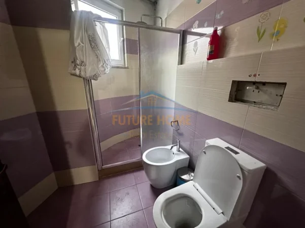 Tirane, shitet apartament 2+1 Kati 3, 140 m² 265.000 € (Liqeni i Thatë)