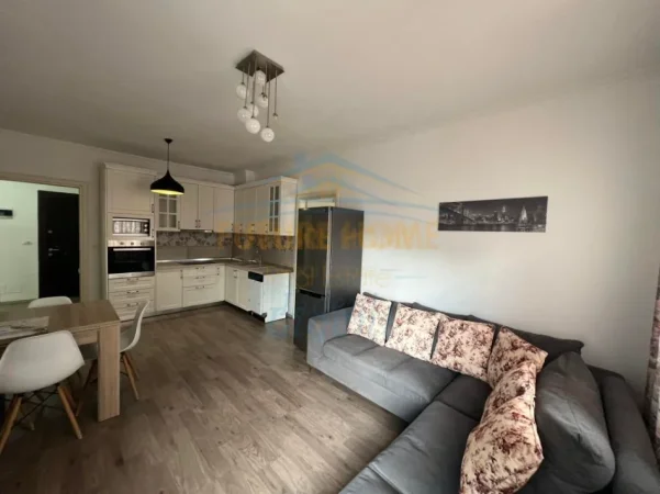 Tirane, shitet apartament 2+1+Ballkon Kati 6, 87 m² 140.000 € (Unaza e Re)