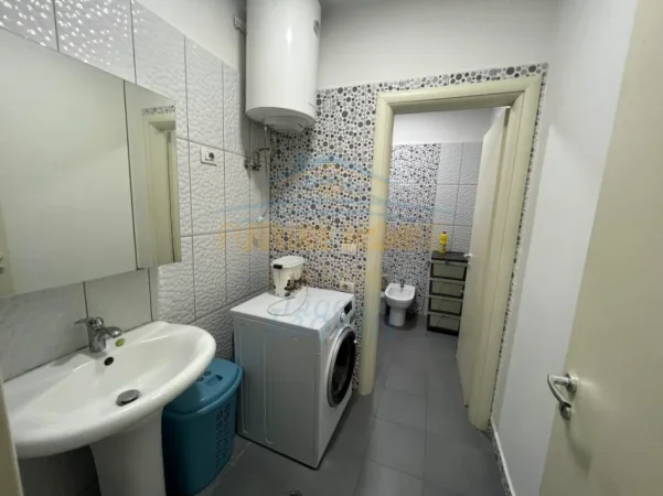Tirane, shitet apartament 2+1 Kati 8, 87 m² 140.000 € (Unaza E Re)