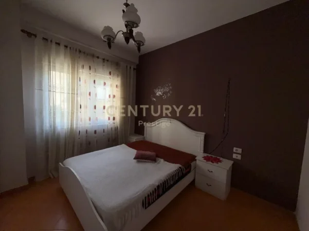 Tirane, jepet me qera apartament 1+1 Kati 1, 80 m² 650 € (rruga e elbasanit prane stadiumit)