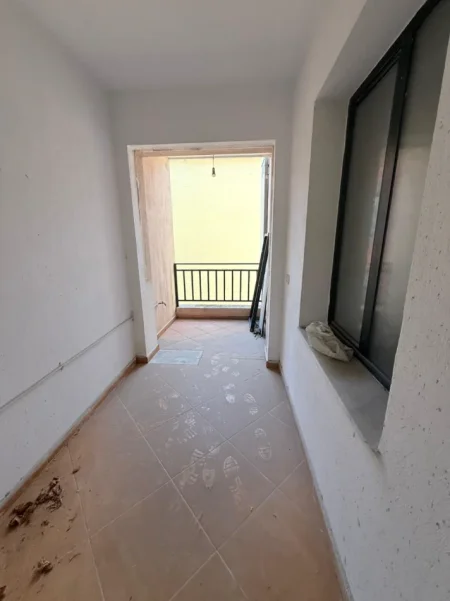 Tirane, shitet apartament 2+1+Ballkon Kati 5, 126 m² 250.000 € (Kristal Center)