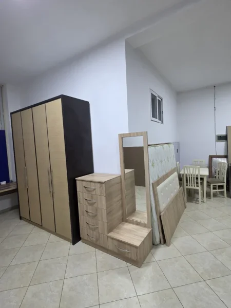 Tirane, BLEJM MOBILJE TE PERDORURA 0683312510 101 €