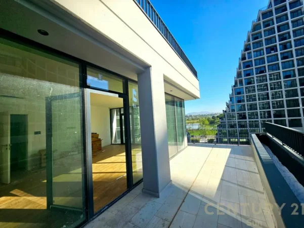 Tirane, jepet me qera zyre Kati 4, 149 m² 1.700 € (Lake view)