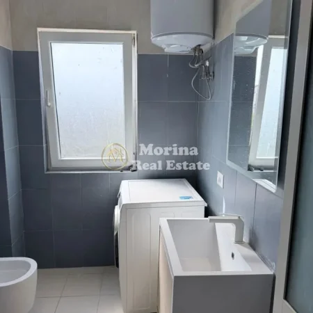 Tirane, jepet me qera shtepi 1+1 Kati 2, 55 m² 450 € (5 Maji)