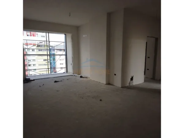 Tirane, shitet apartament 2+1 Kati 6, 116 m² 197.200 € (LAPRAKE)